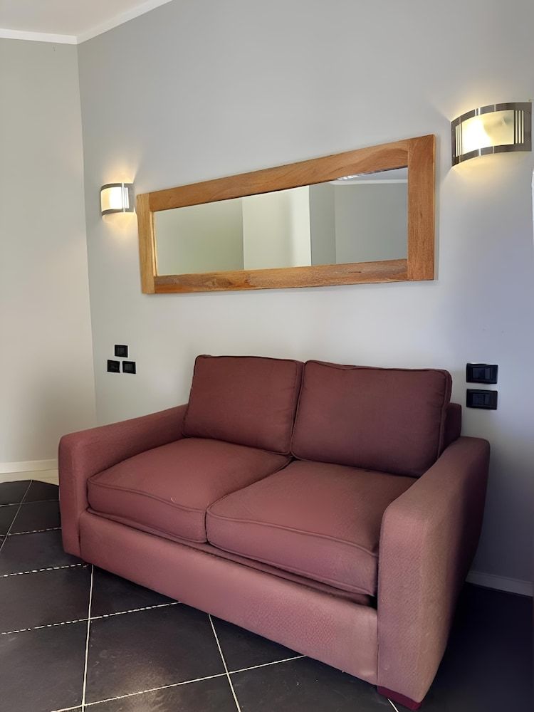 Royal Beach Serviced Apartments One-Bedroom Apartment 10