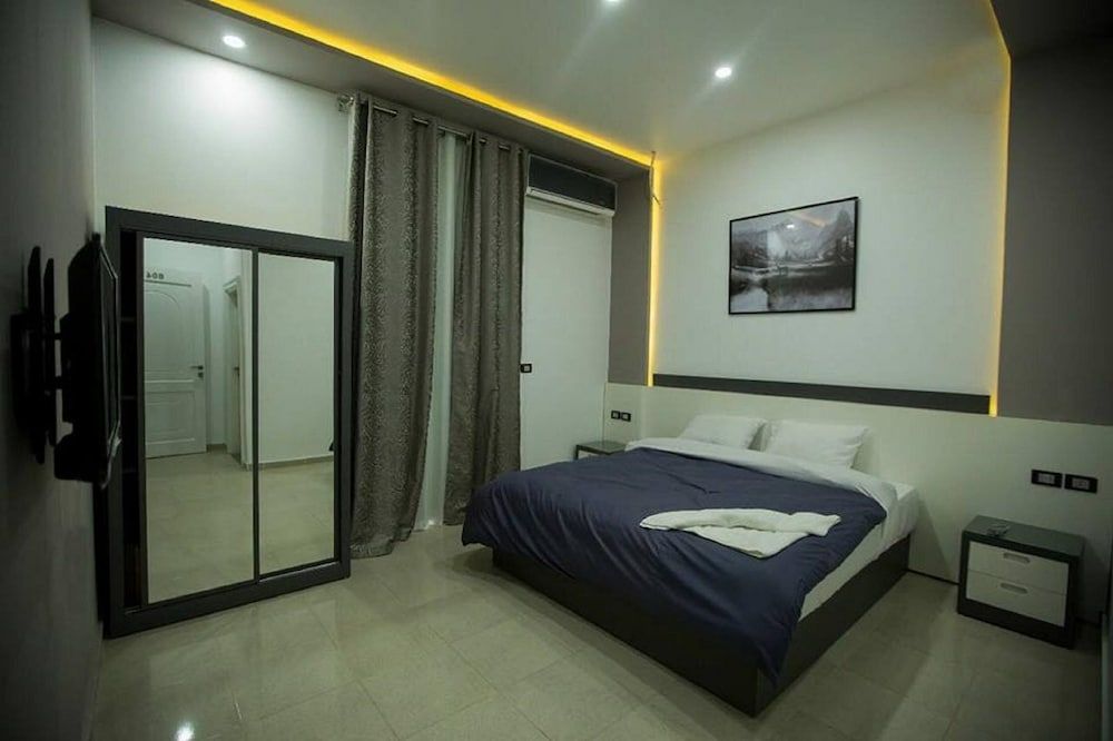 Azar Boutique Hotel Double Room, 1 Queen Bed, Private Bathroom 4