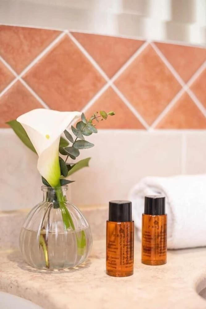 Eiffel Rive Gauche Double Room (View of the Eiffel Tower) 4