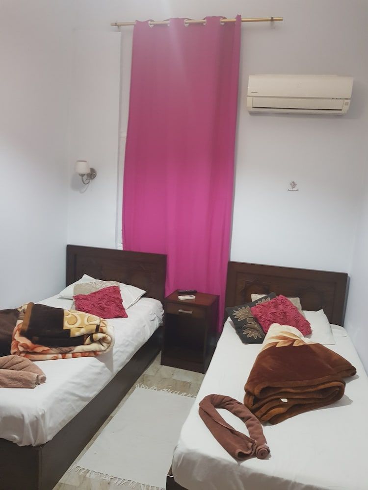 undefined Downtown Inn 9