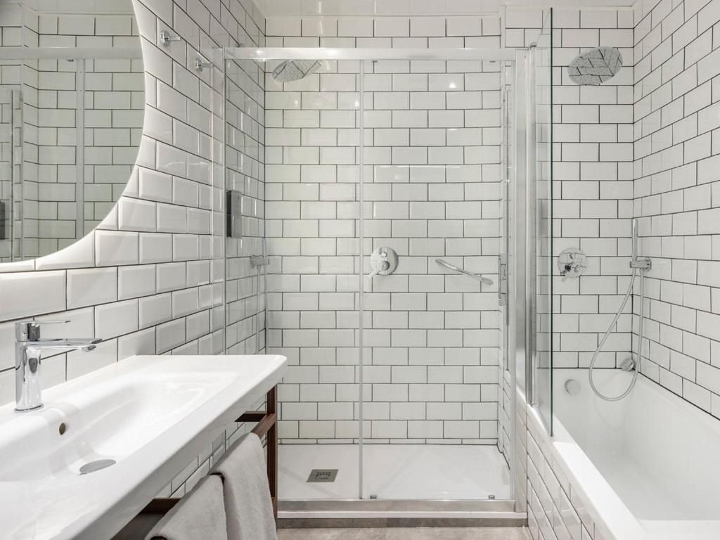 undefined Hotel Regente 8