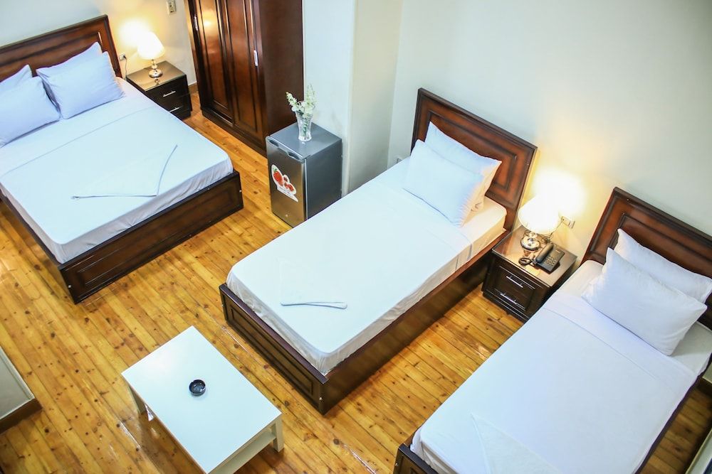 undefined Midtown Hostel 3