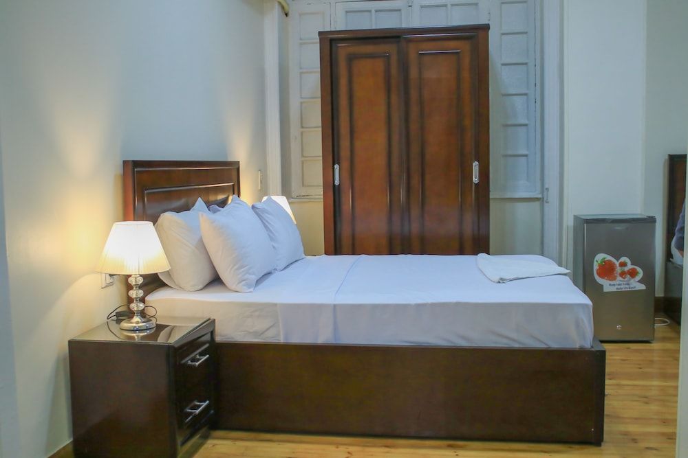 undefined Midtown Hostel 8