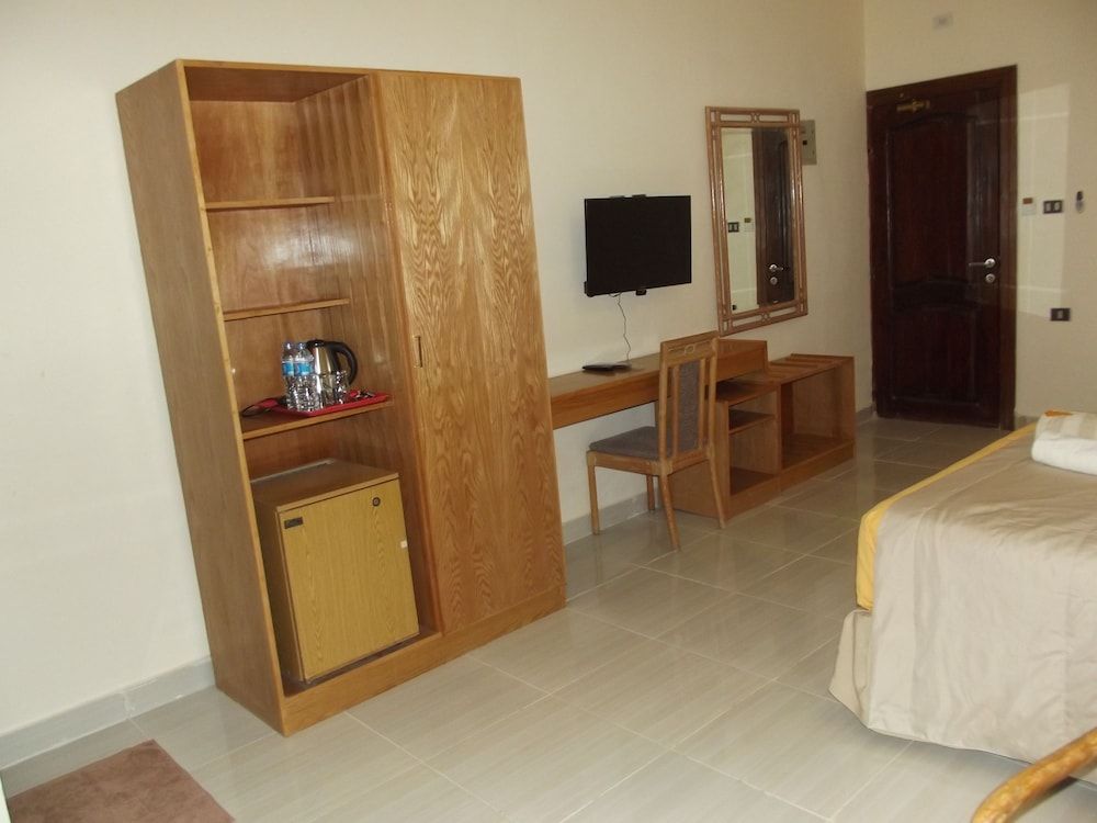 Masaya Suites Superior Double or Twin Room 11