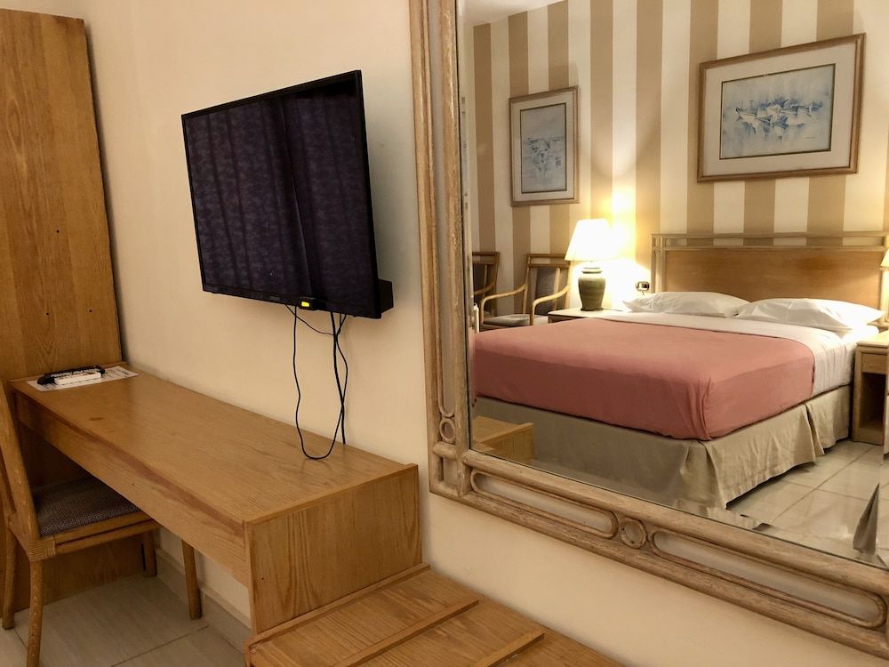 Masaya Suites Deluxe Quadruple Room 9