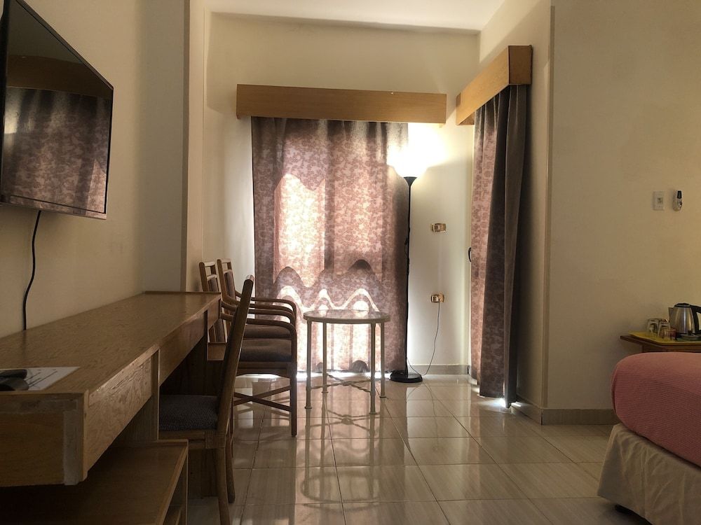 Masaya Suites Deluxe Double Room 13