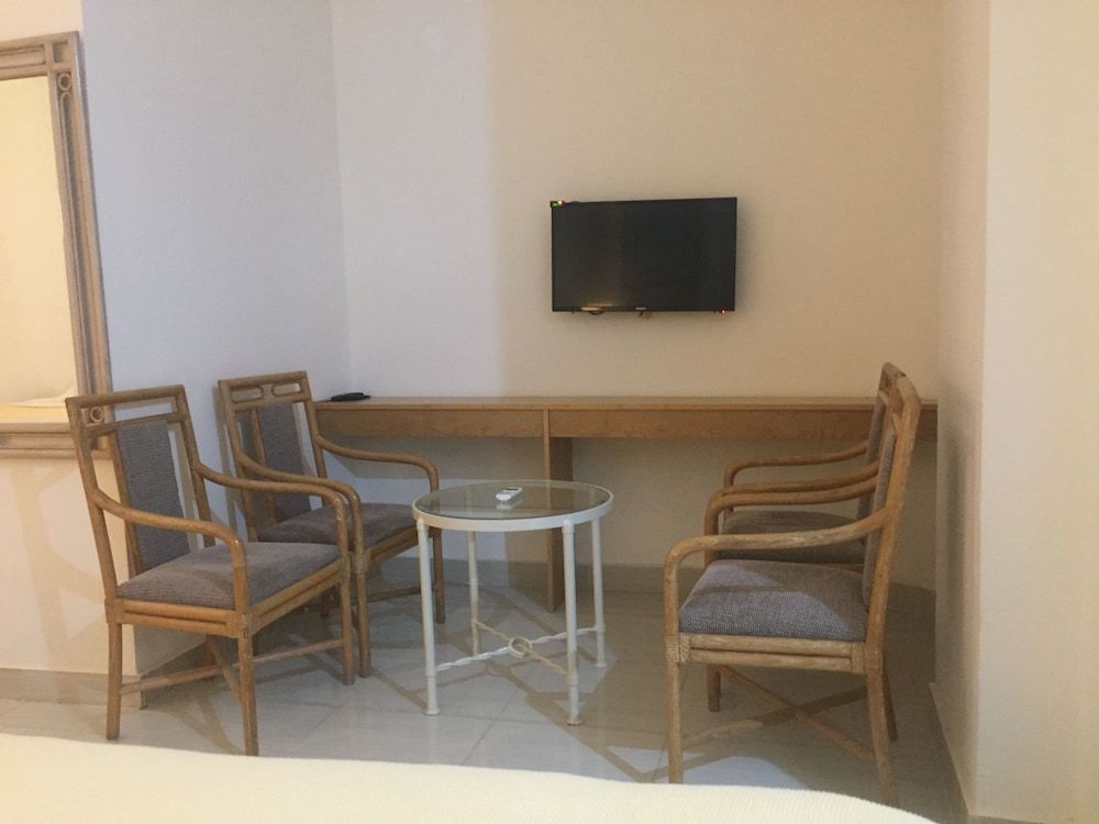 Masaya Suites Deluxe Quadruple Room 16