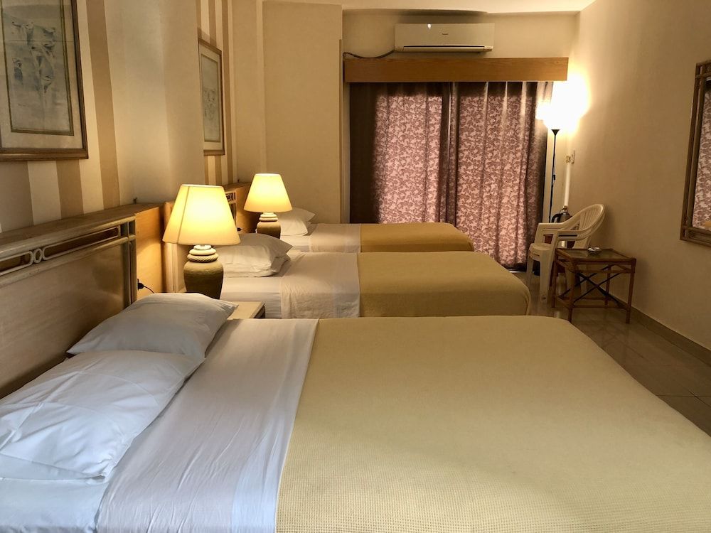 Masaya Suites Deluxe Quadruple Room 6