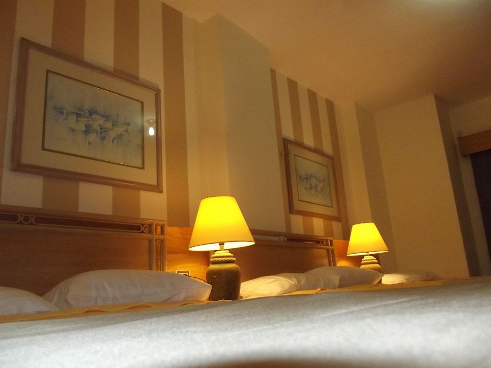 Masaya Suites Deluxe Quadruple Room 2