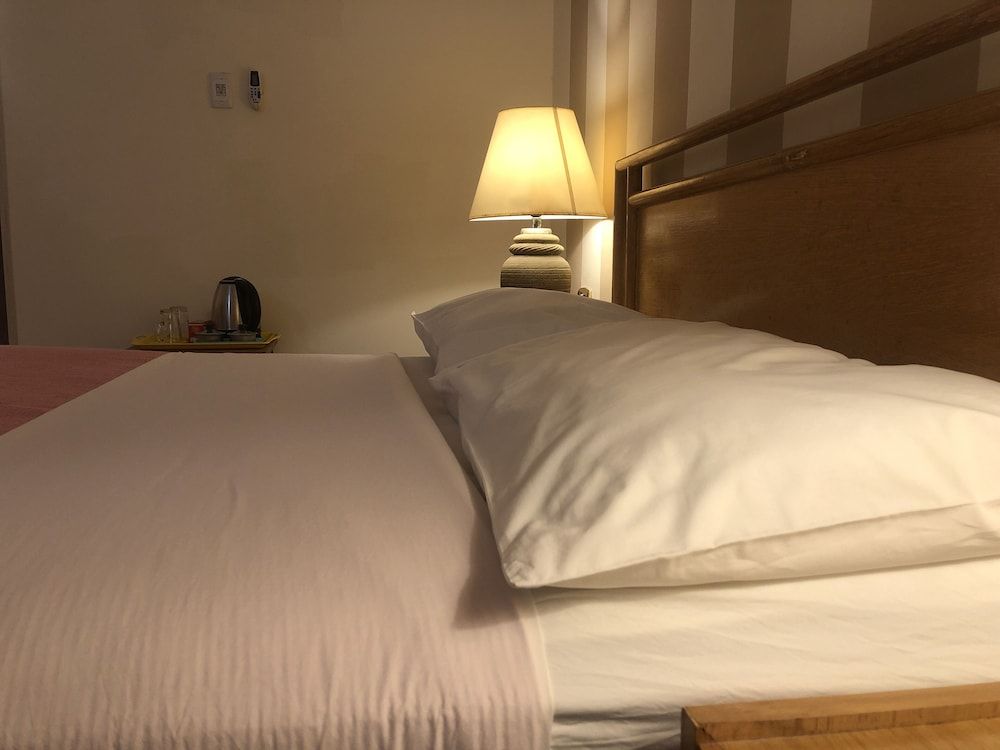 Masaya Suites Deluxe Double Room