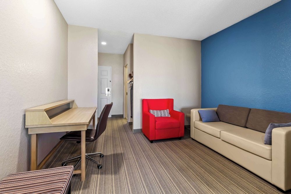 undefined Sonesta Essential IAH Airport JFK Boulevard 2