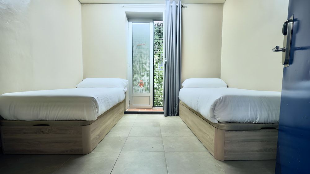 Twin Room, 2 Twin Beds