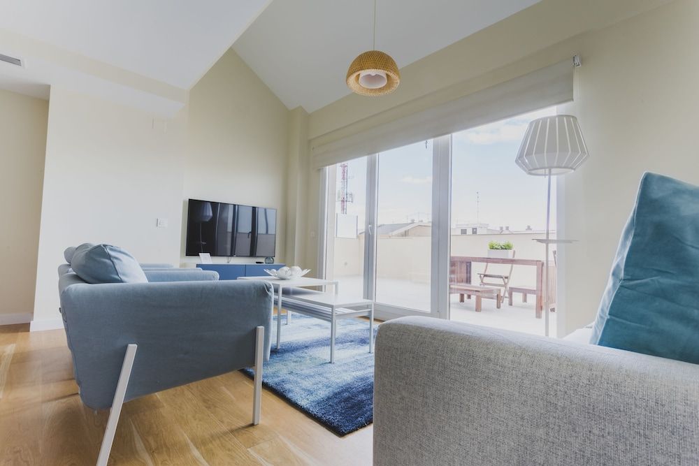 HQ Rooms Apartments San Vicente Deluxe Penthouse, 4 Bedrooms, Terrace 2