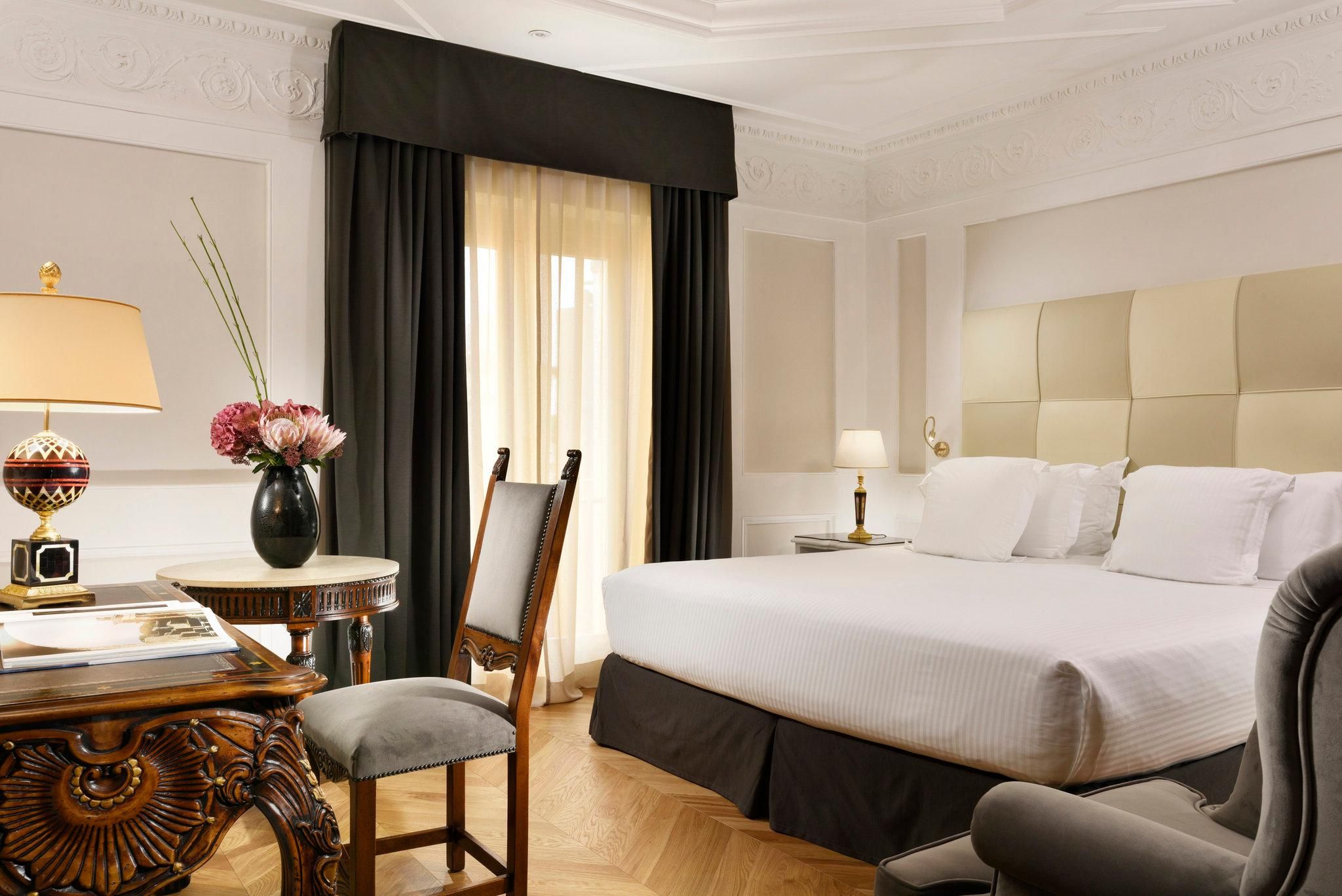 Hotel Splendide Royal - The Leading Hotels of the World Premium Room 2