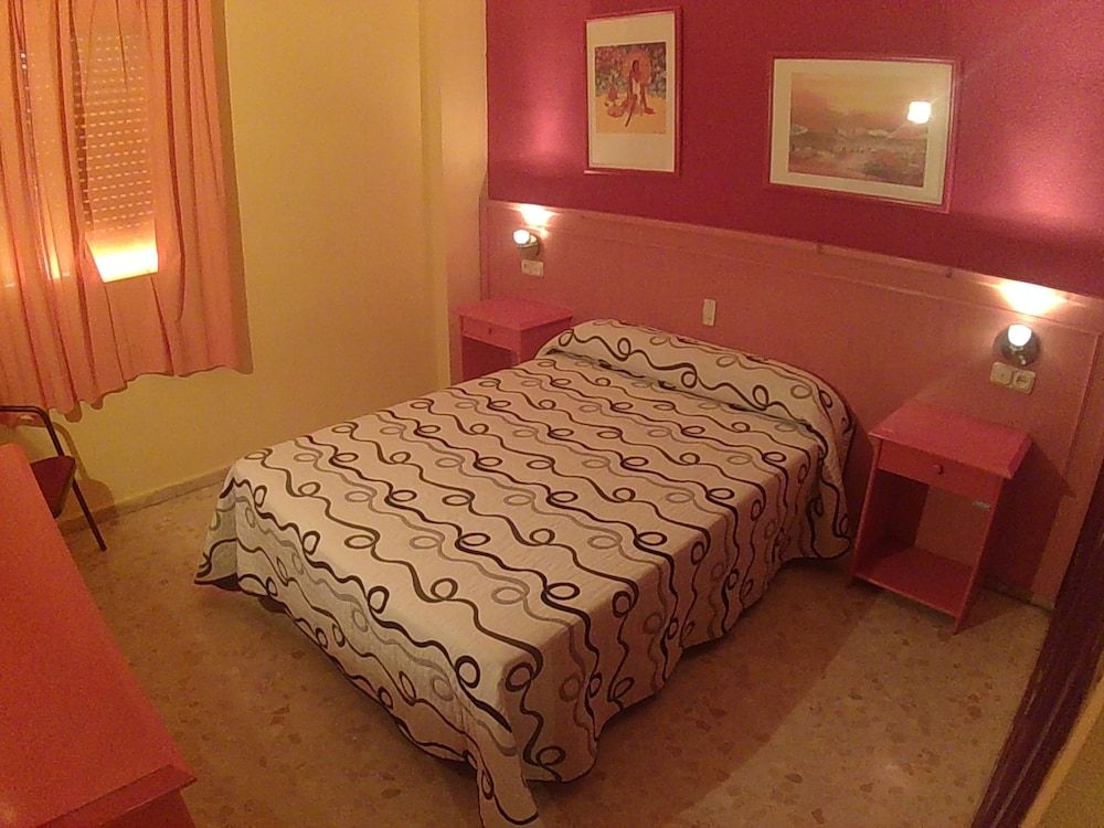 Hostal Carlos III Double or Twin Room 2