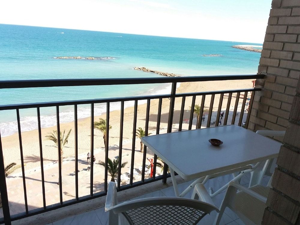 Apartment, 2 Bedrooms, Ocean View, Beachfront