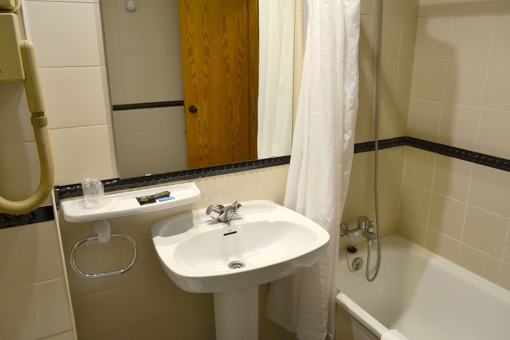 Hotel Alda El Pasaje Economy Double Room 4