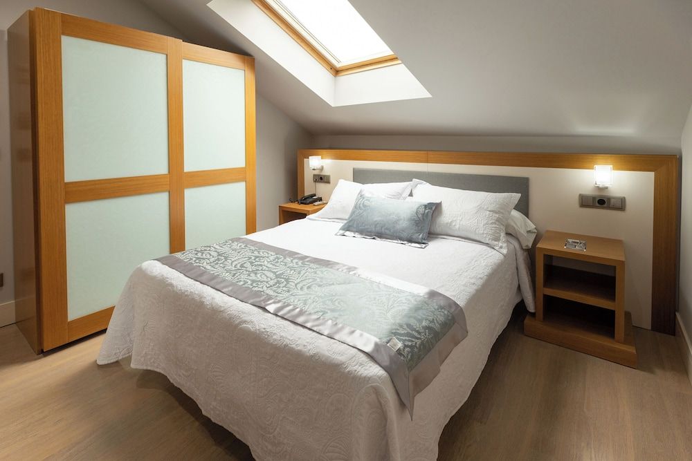 Hotel Montedobra Single Room 4