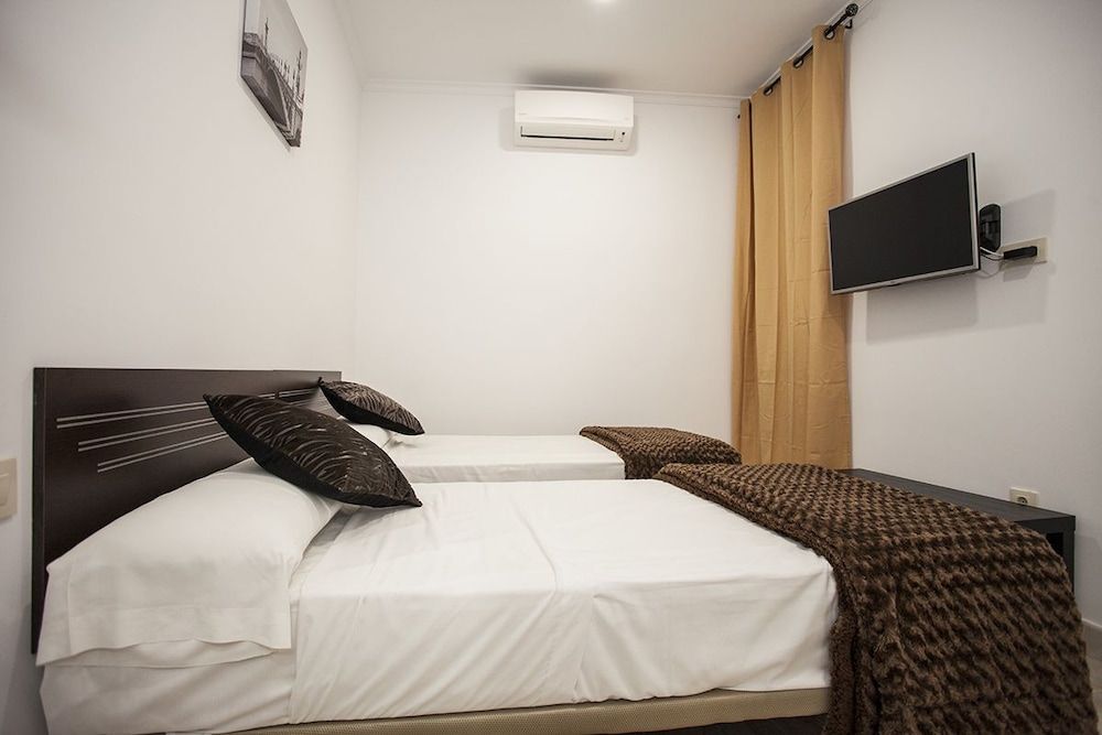 Hostal Rincón de Sol - Centro Madrid - Self Checkin Twin Room, Private Bathroom 3