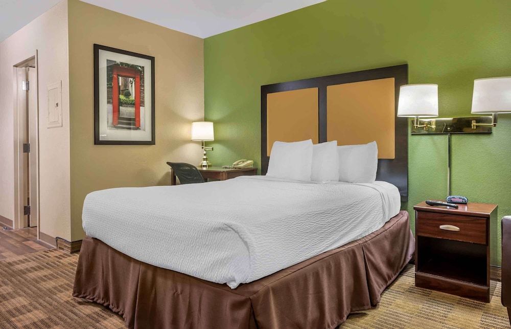 Extended Stay America Suites San Jose Santa Clara Studio, 1 Queen Bed, Roll-in Shower