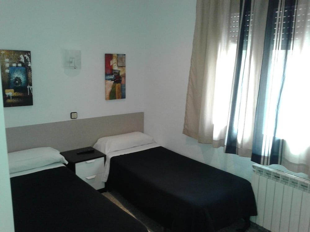 undefined Hostal Ruta de Francia 6