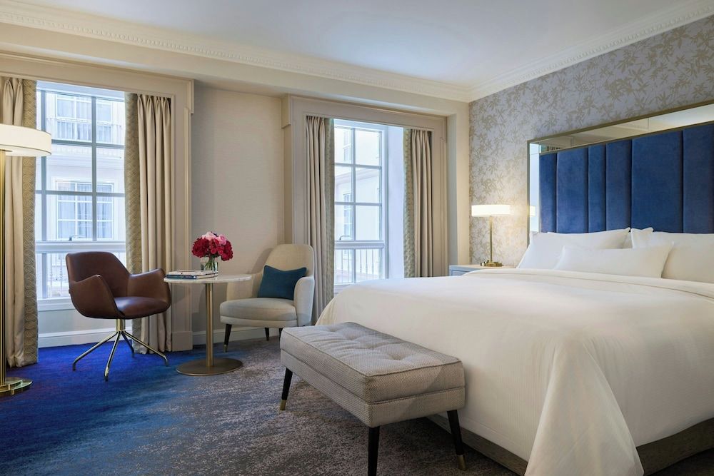 The College Green Hotel Dublin, Autograph Collection Deluxe Room, 1 King Bed