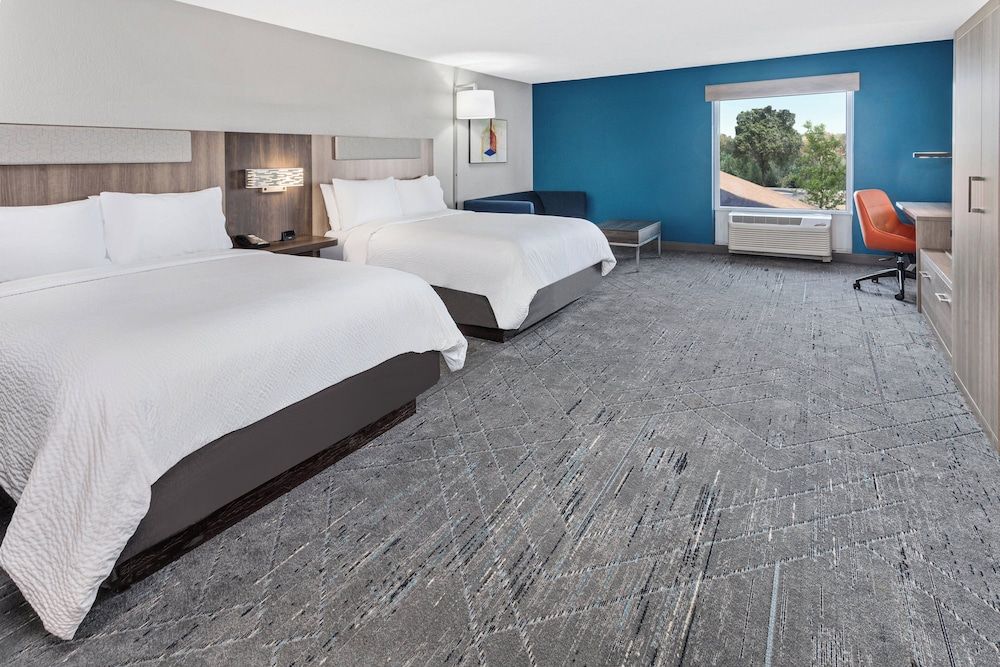Standard Room, 2 Queen Beds