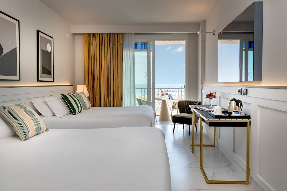 Deluxe Room, Balcony, Sea Facing