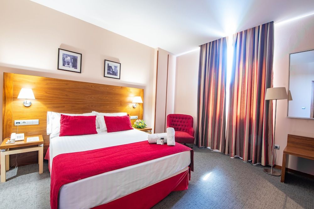 Hospedium Hotel Casino del Tormes Double or Twin Room 9