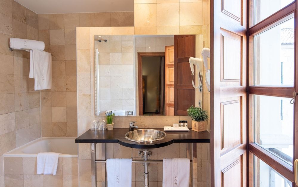 Hospedium Hotel Casino del Tormes Double or Twin Room 33