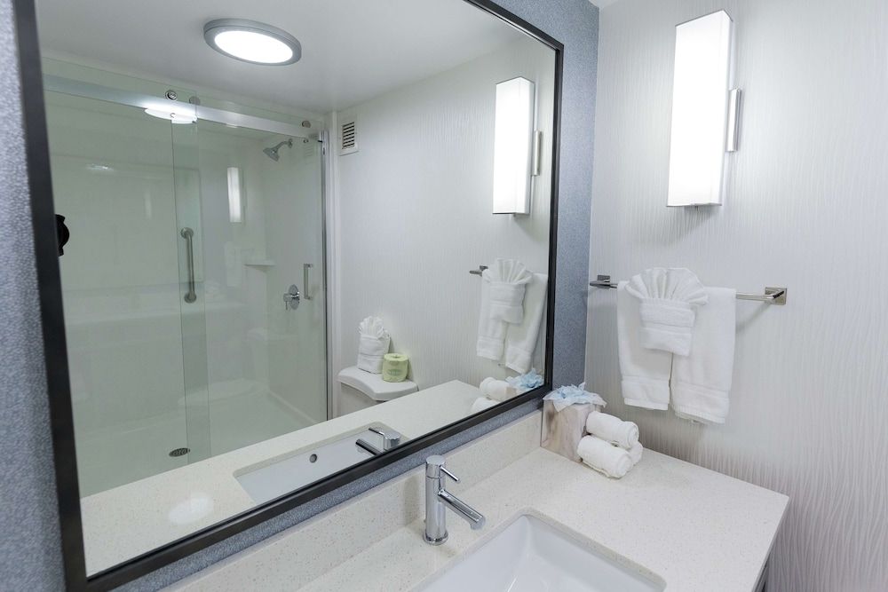 undefined Hilton Garden Inn Atlanta Northpoint 9