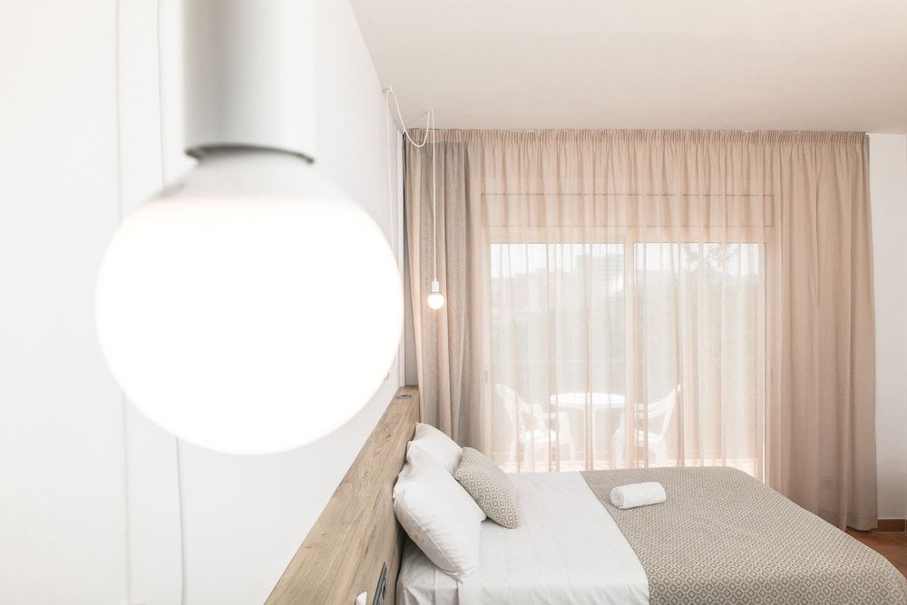 Room, Pool View (2 adults)