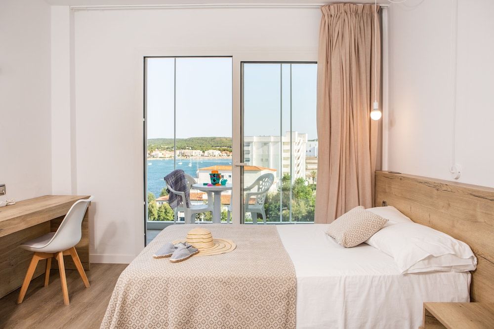 Room, Sea View (3 adults)