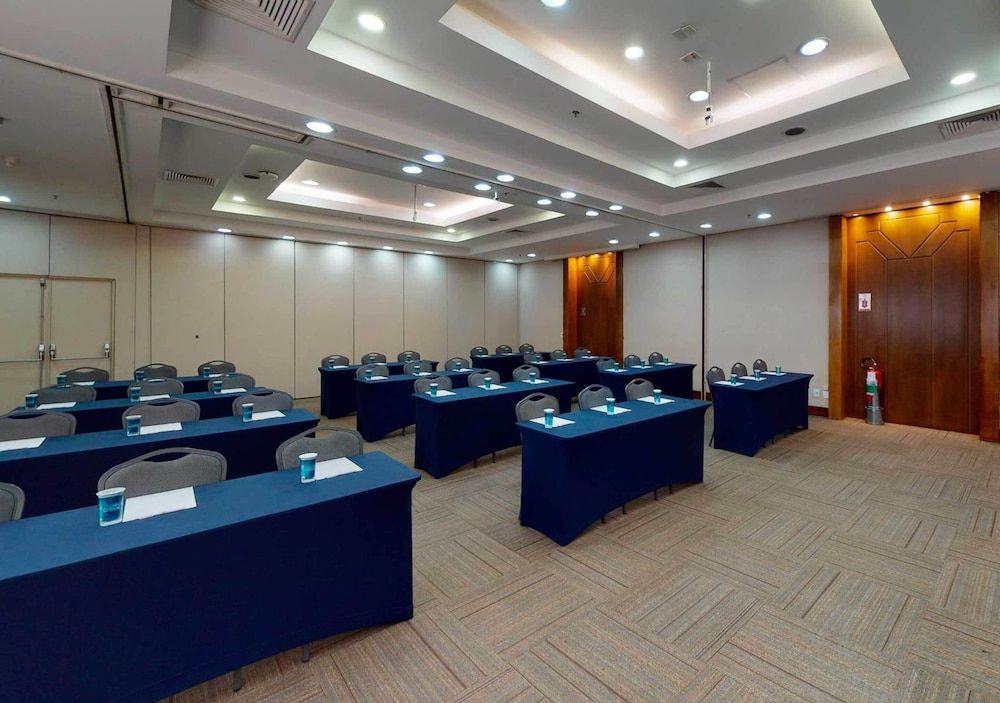 undefined Estanplaza Funchal - Faria Lima 7