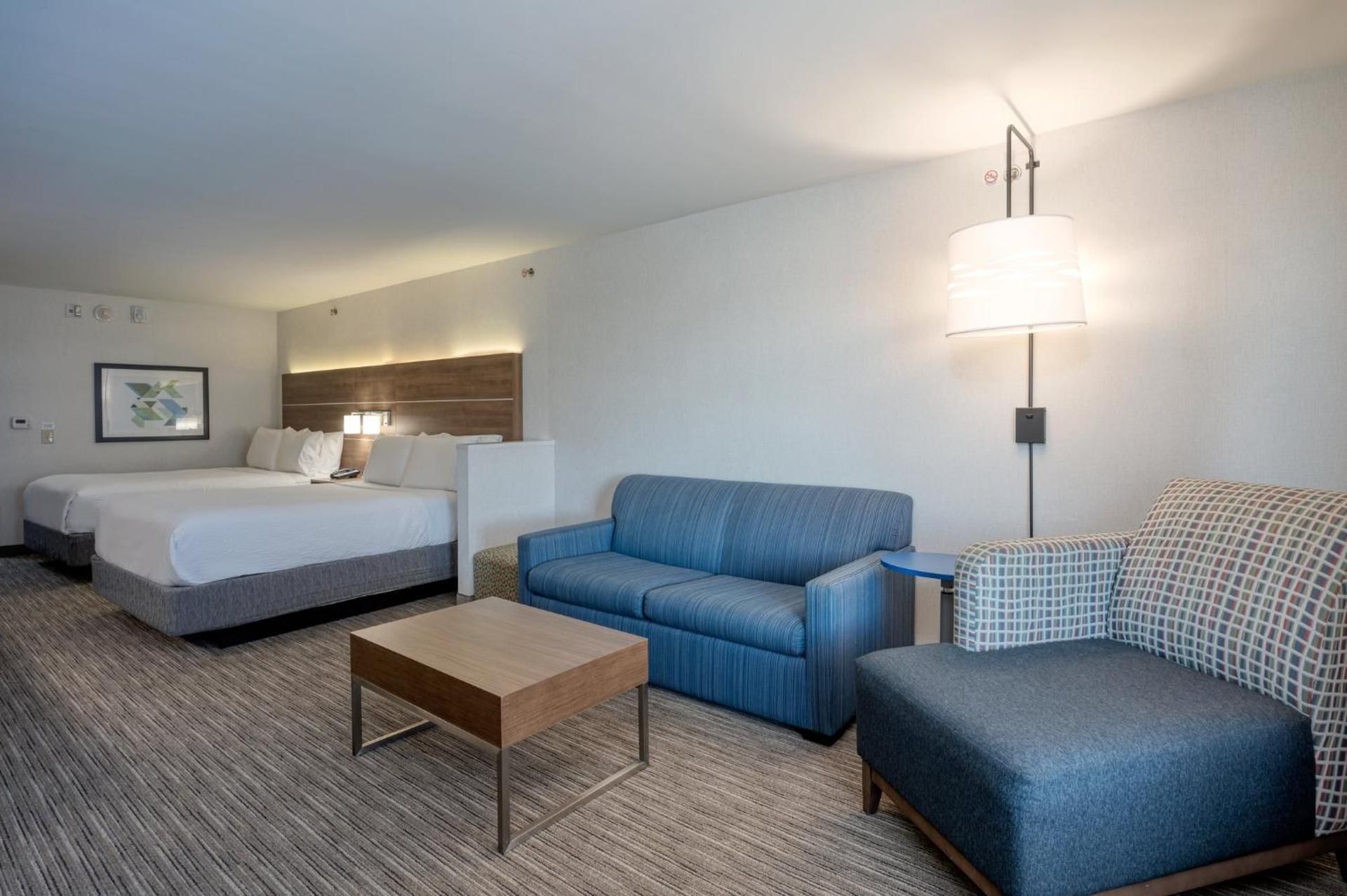 Queen Suite with Two Queen Beds and Additional Living Area