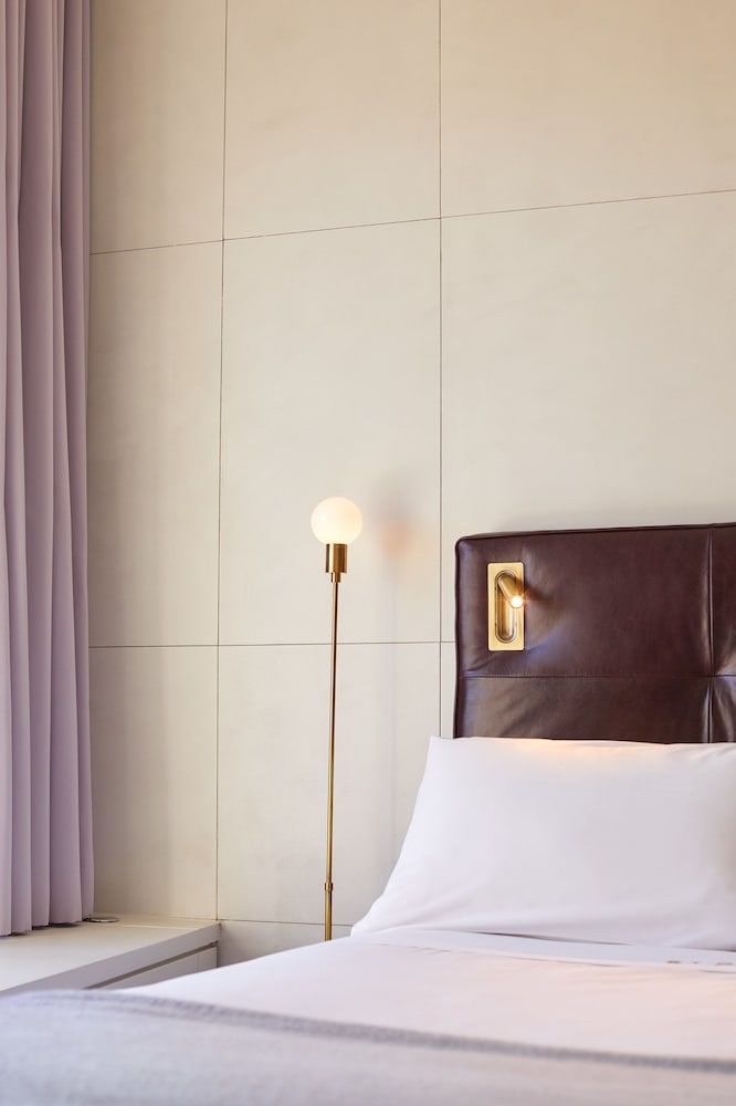 undefined Hotel St. Paul, Montreal, a Member of Design Hotels 10