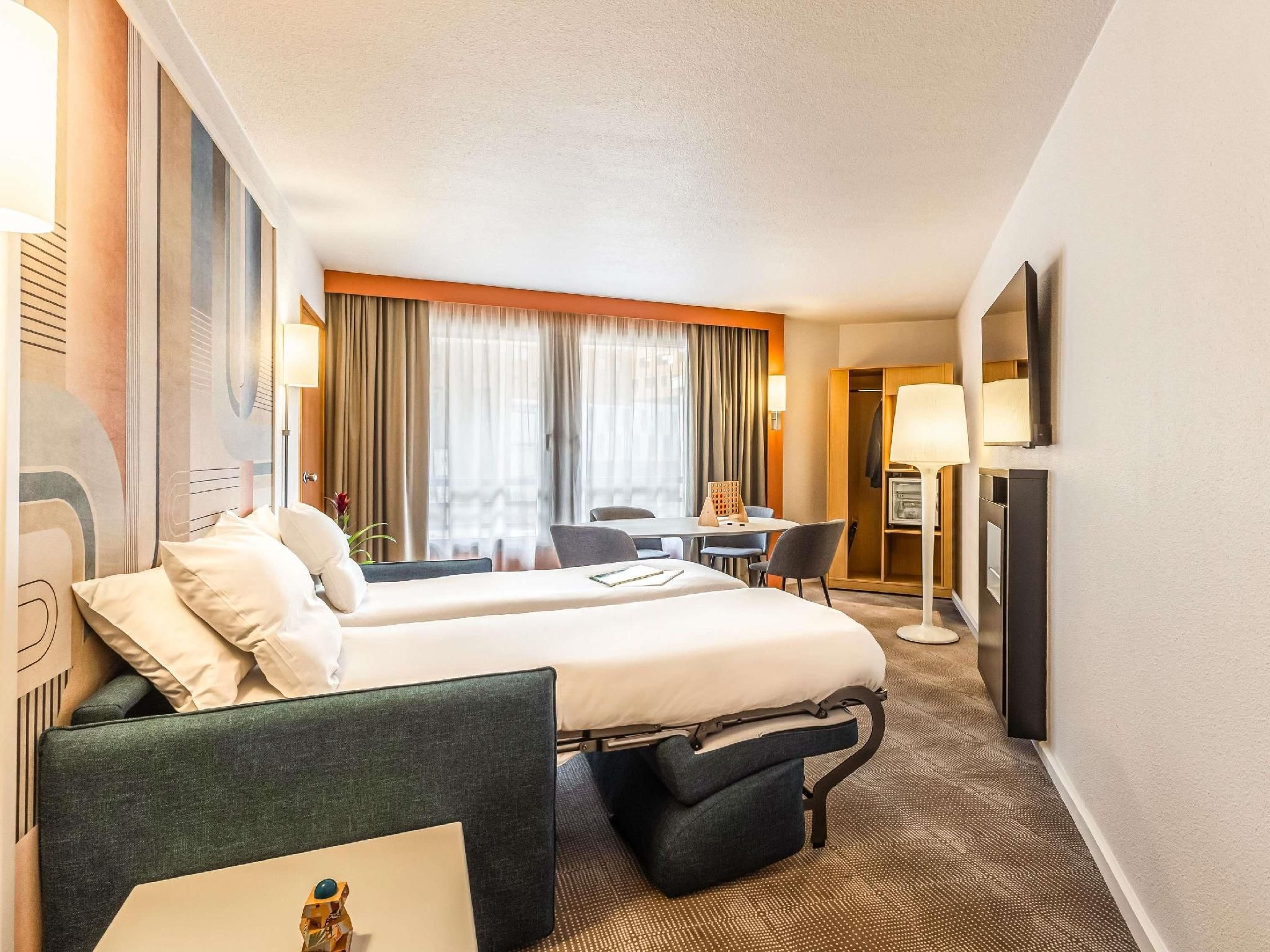 Suite With 1 Double Bed And 1 Double Sofa Bed