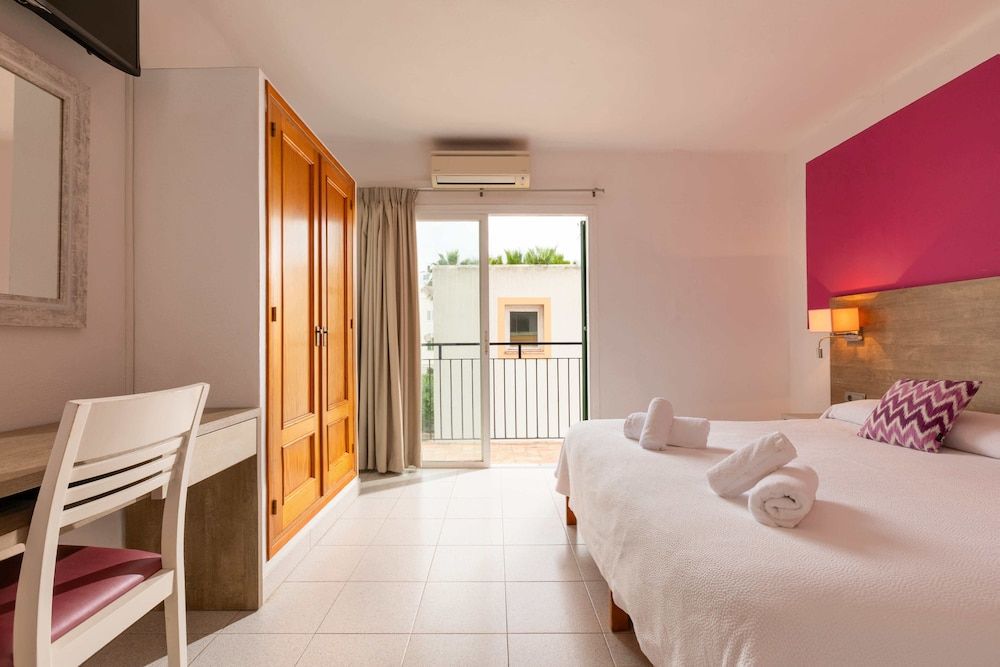 Hostal Marí Standard Double Room, Balcony 2