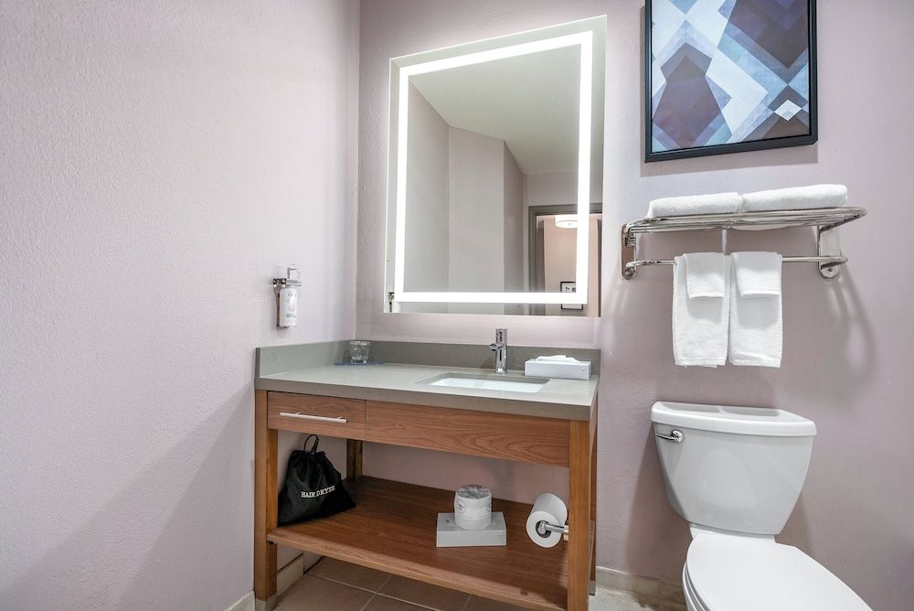 Studio Suite, 1 Queen Bed
