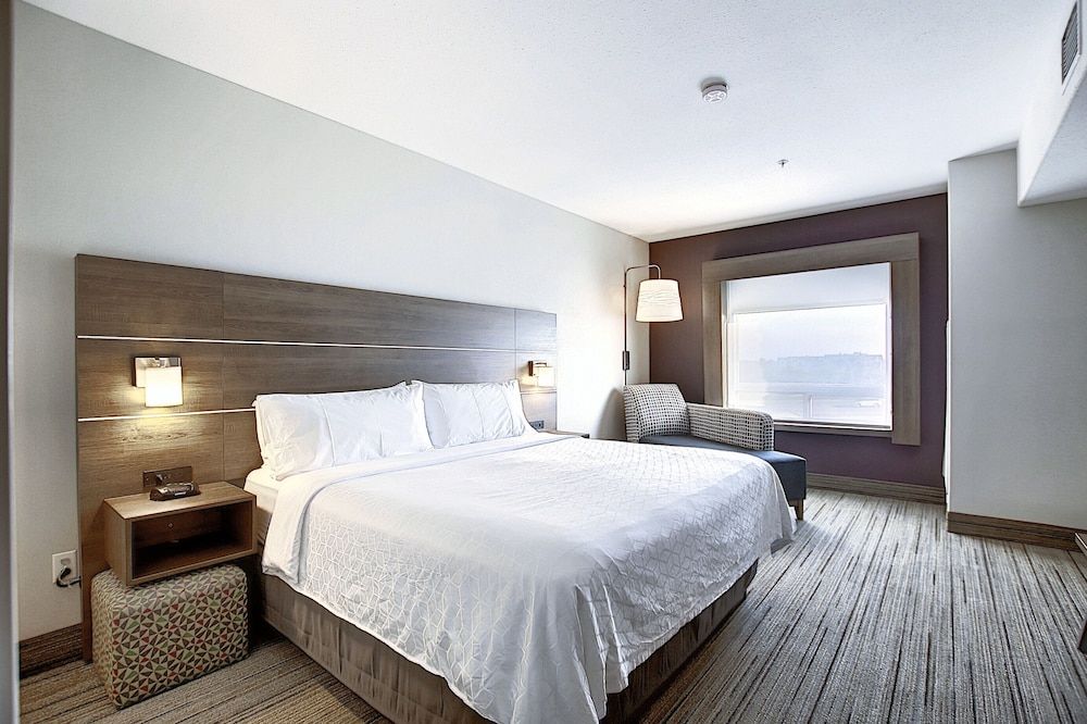 Suite, 1 King Bed