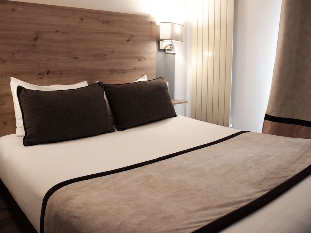 Hotel Derby Eiffel Classic Double Room 8