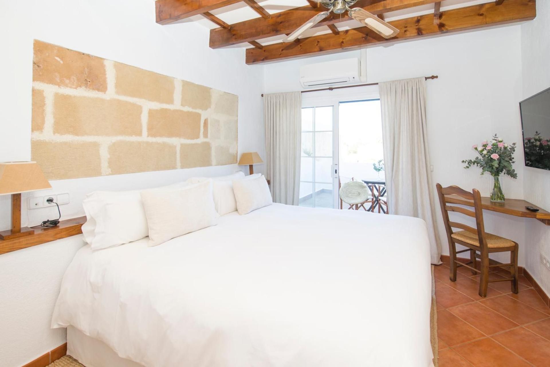 Double or Twin Room withTerrace