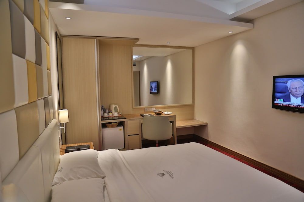 Dhaka Regency Hotel & Resort Standard Room without Window 2
