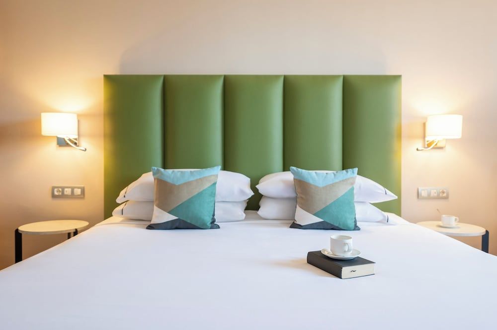 undefined Hesperia Sant Just 5