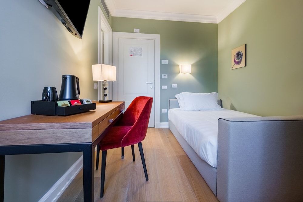 undefined Villa Neroli 2