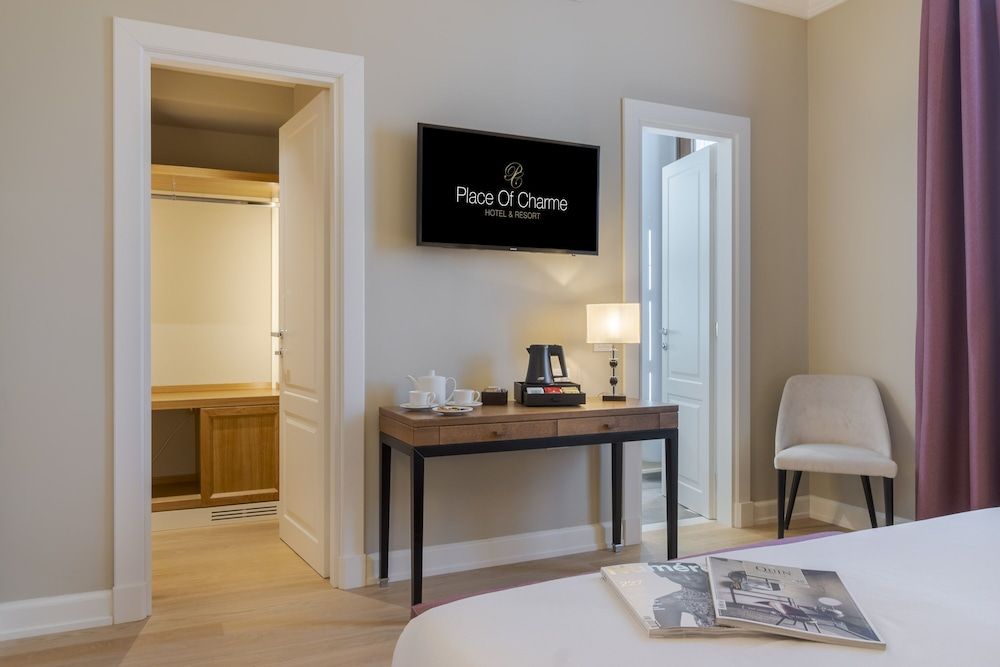 Villa Neroli Classic Double Room 2