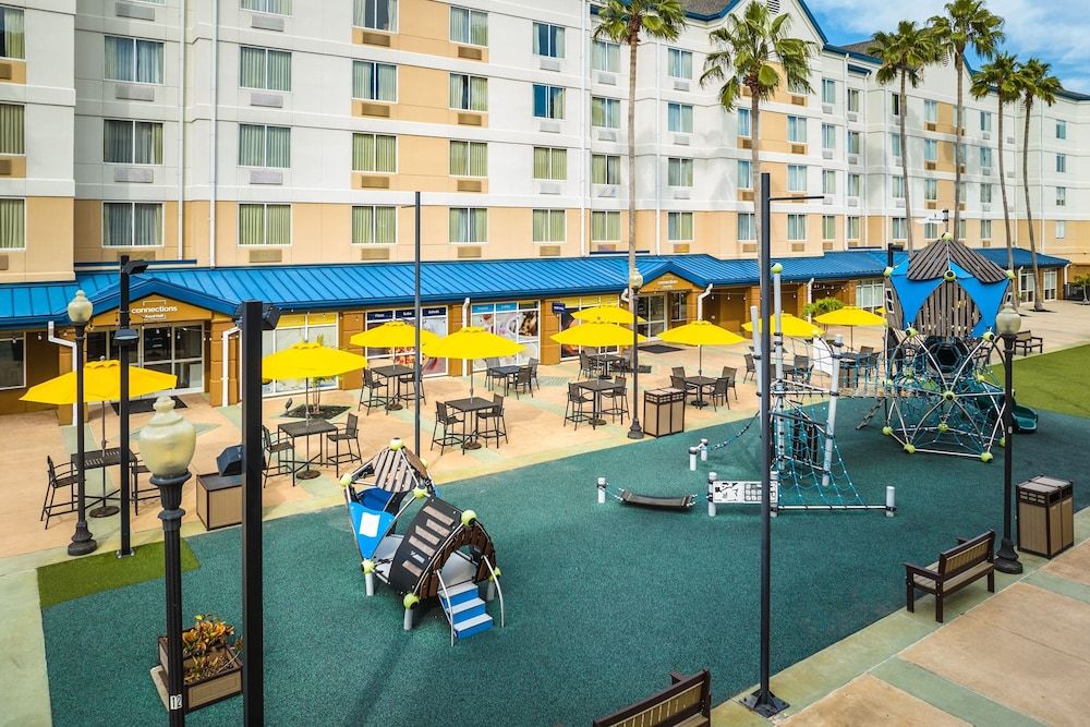undefined Courtyard Orlando Lake Buena Vista in the Marriott Village 6