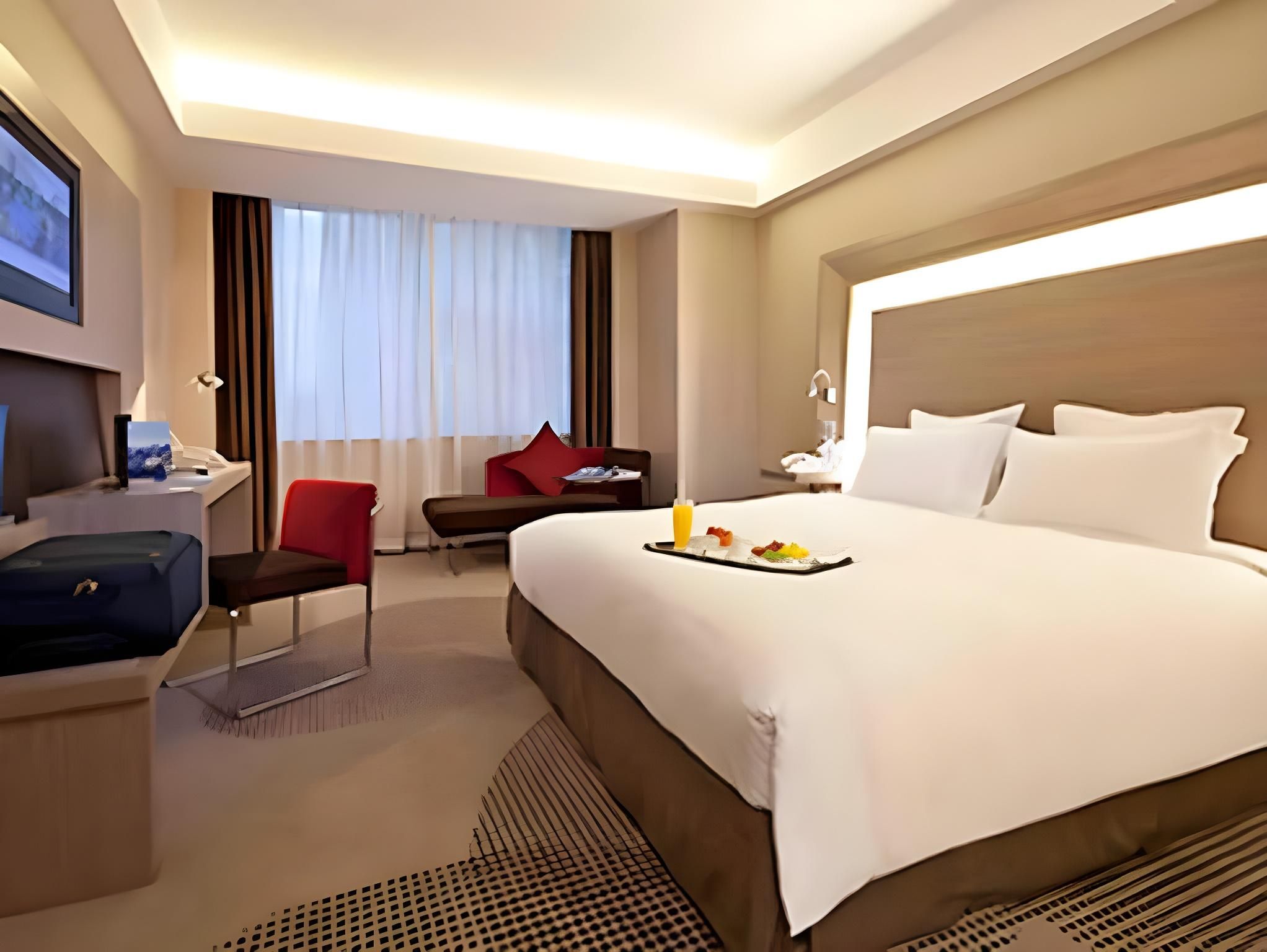 undefined Novotel Shenzhen Watergate 10