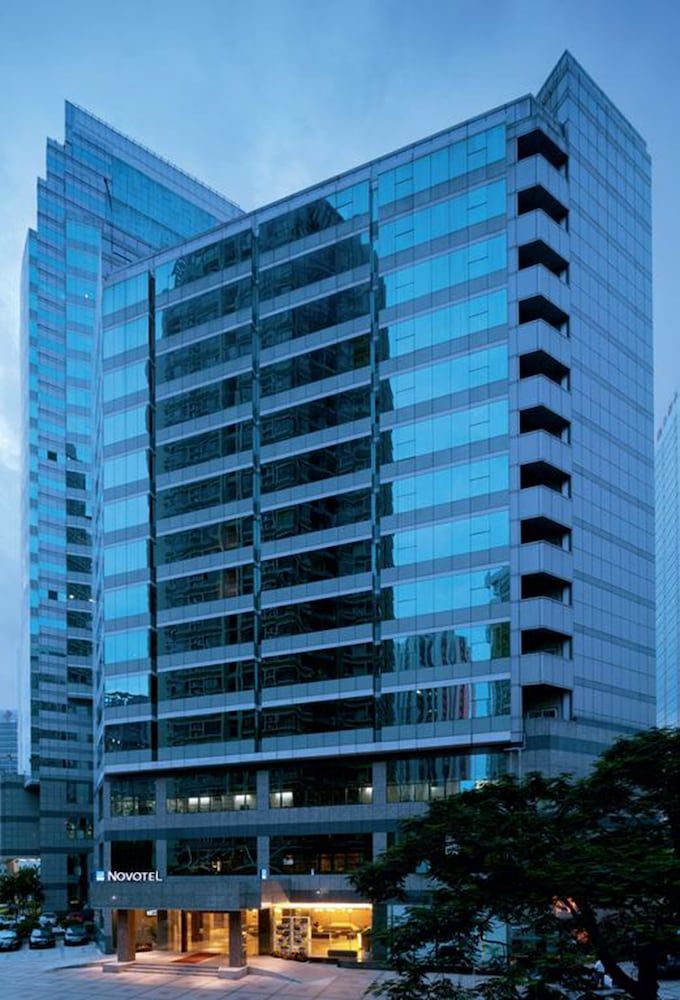 undefined Novotel Shenzhen Watergate 5