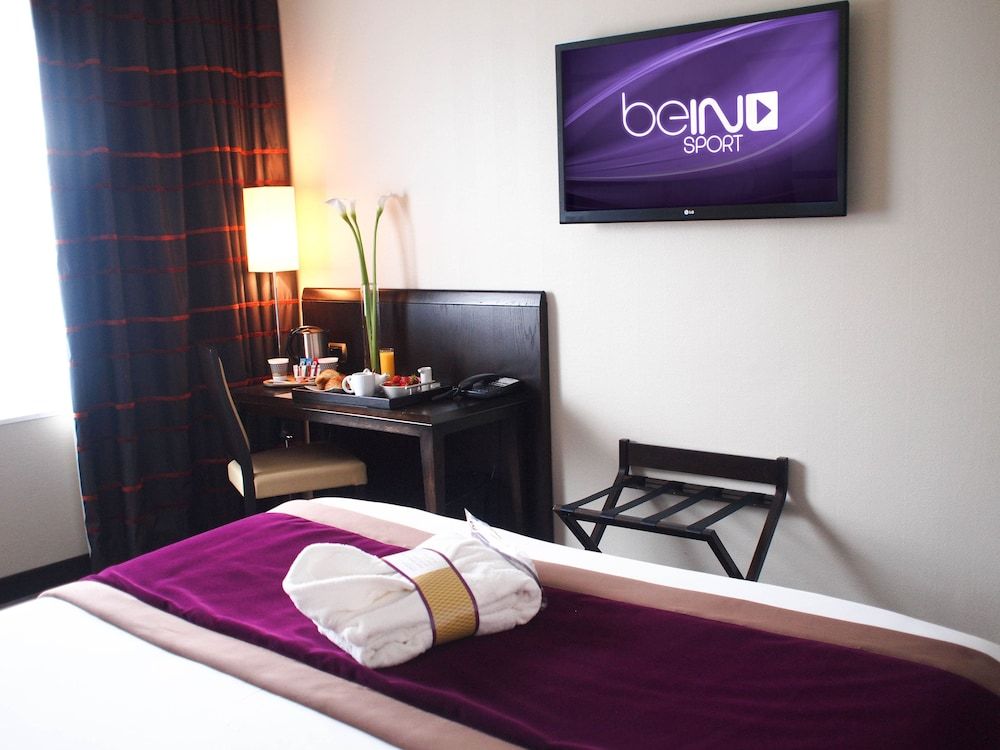 Privilege, Standard Room, 1 King Bed, Non Smoking